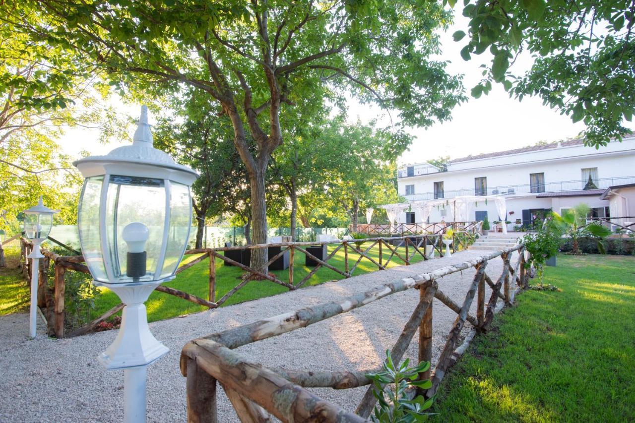 Donna Rosita Hotel San Felice a Cancello Ngoại thất bức ảnh